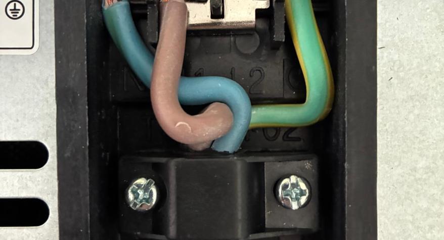 Induction Hob Installation in Pinhoe – Why Manufacturer Instructions Matter