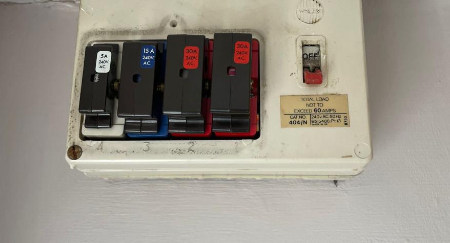 Before (old fuseboard) 